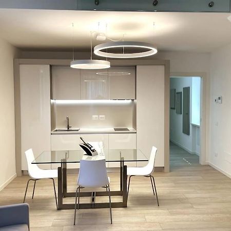 Queen Verona Luxury Apartment Exterior foto